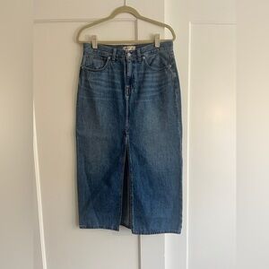 Madewell Long Denim Skirt - NWOT - 27